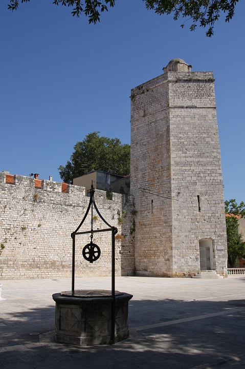 IMG_0875.jpg - Zadar, Öt kút tere - Trg 5 bunara