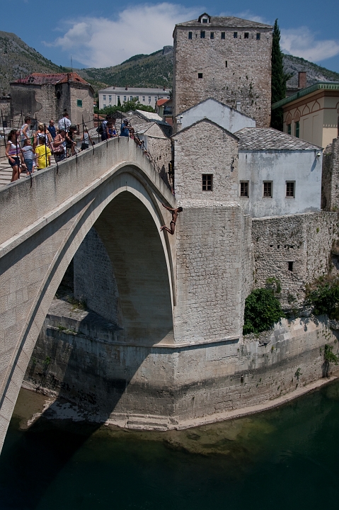 IMG_0208.jpg - Mostar, vízbe ugrás az Öreg-hídról